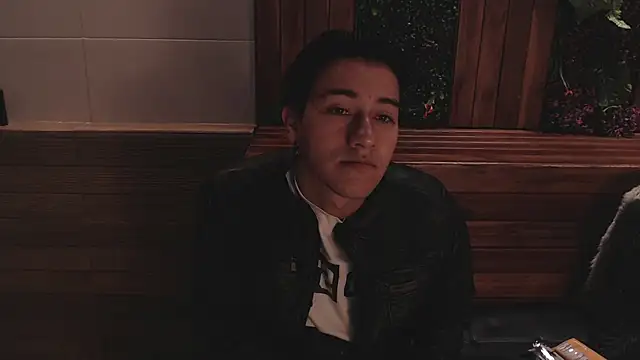 Andy Joy  online show from October 26, 11:10 am