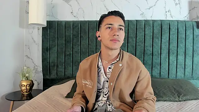 Andy Joy  online show from February 24, 10:49 am