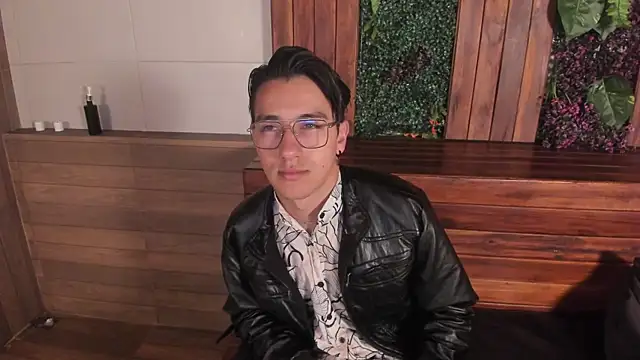 Andy Joy  online show from April 10, 11:06 am