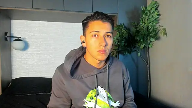 Andy Joy  online show from January 8, 11:16 am