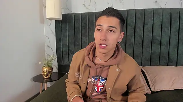 Andy Joy  online show from March 4, 12:02 pm