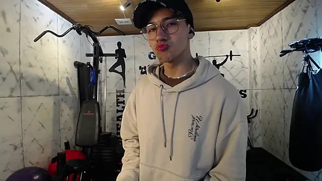 Andy Joy  online show from March 13, 10:31 am