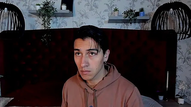 Andy Joy  online show from February 10, 11:20 am