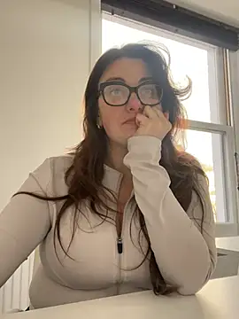 Snapshot of Miss_Stassi chatting on January 2, 9:33 am Miss Stassi online show from January 2, 9:33 am