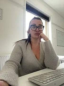 Snapshot of Miss_Stassi chatting on March 5, 10:00 am Miss Stassi online show from March 5, 10:00 am