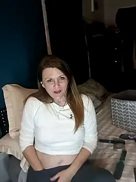 Snapshot of skyeb0787 chatting on February 3, 11:53 am skyeb0787 online show from February 3, 11:53 am