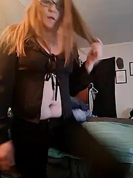 skyeb0787 online show from February 25, 10:37 am