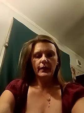 Snapshot of skyeb0787 chatting on December 7, 5:21 am skyeb0787 online show from December 7, 5:21 am