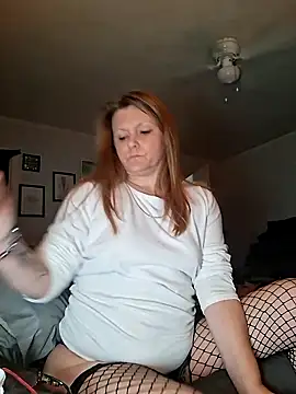 skyeb0787 online show from February 13, 4:45 am