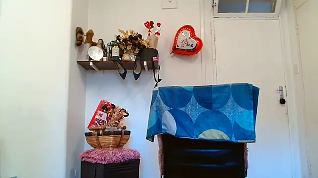 xTALLSEXYBUMx online show from March 29, 5:53 am