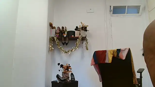 Snapshot of xTALLSEXYBUMx chatting on November 26, 4:45 am xTALLSEXYBUMx online show from November 26, 4:45 am