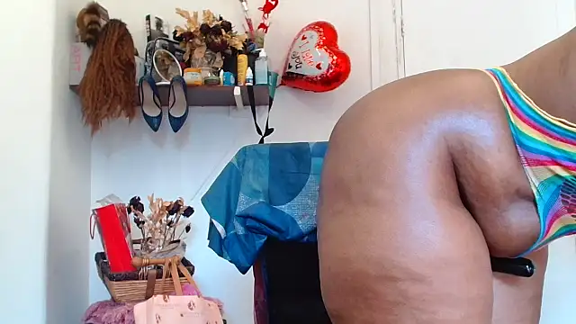 xTALLSEXYBUMx online show from July 11, 8:03 am
