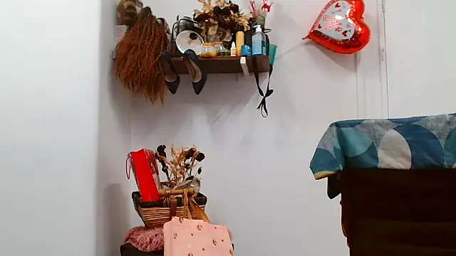 xTALLSEXYBUMx online show from June 17, 8:41 pm