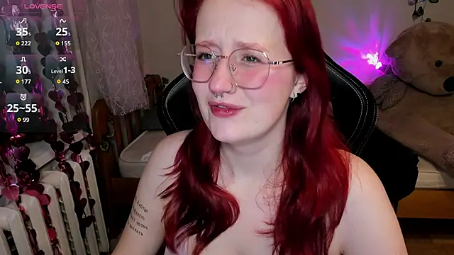 KrisTyBooBsin online show from February 19, 4:15 pm