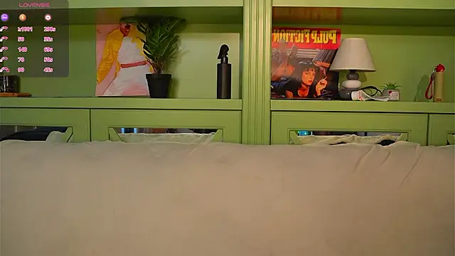 LindaFarmer online show from March 11, 4:06 am