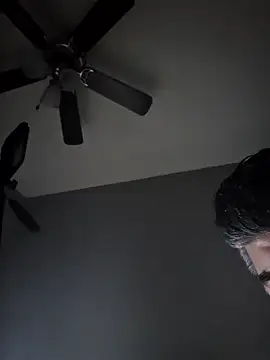 Snapshot of Roatame2 chatting on February 27, 2:23 am Roatame2 online show from February 27, 2:23 am