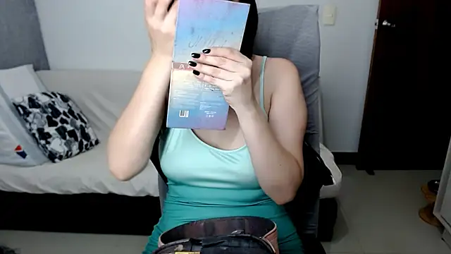 Snapshot of Laura-pervert chatting on July 7, 1:08 am Laura-pervert online show from July 7, 1:08 am
