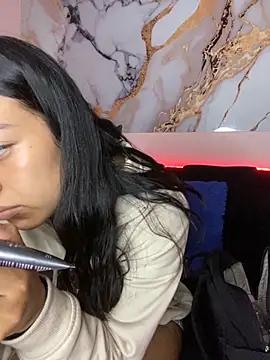 emily 22x online show from October 24, 12:53 am