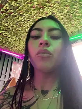 emily 22x online show from October 25, 10:10 pm