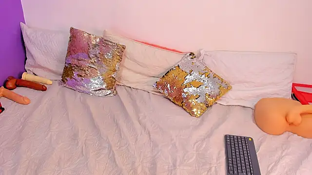 cookplleaser online show from February 4, 11:38 am