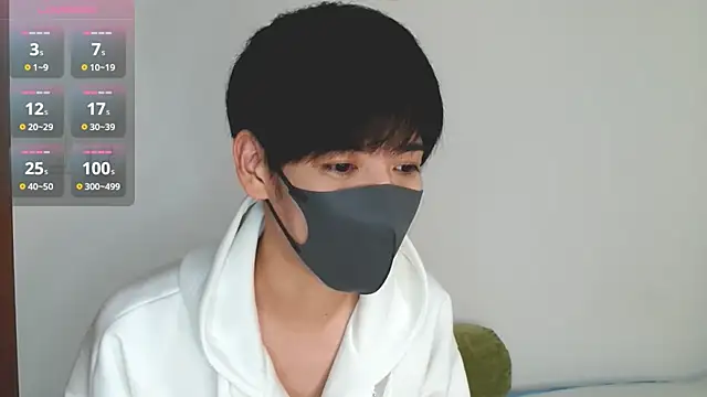Snapshot of itsme_LEON chatting on September 26, 1:29 pm itsme LEON online show from September 26, 1:29 pm