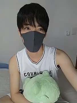 Snapshot of itsme_LEON chatting on January 13, 1:06 pm itsme LEON online show from January 13, 1:06 pm