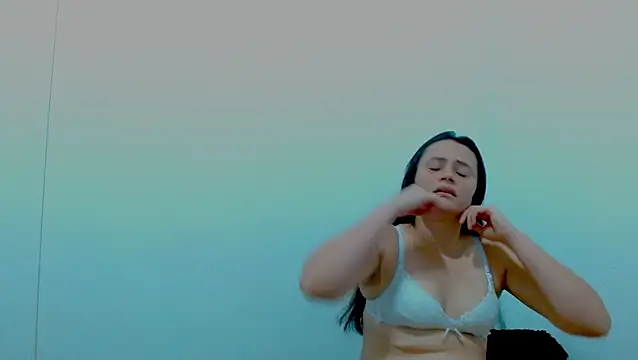 Ashley and Michel online show from February 3, 11:15 pm