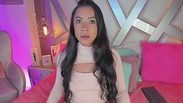 Amber villalobos  online show from March 17, 3:42 am