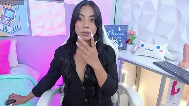 Amber villalobos  online show from March 24, 4:12 am