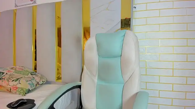 Lia Ashley online show from November 28, 6:19 pm