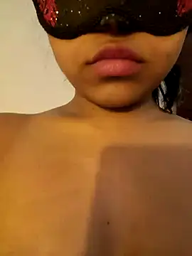 Bella Luna18 online show from March 5, 5:08 pm