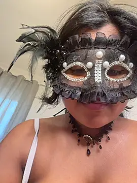 Bella Luna18 online show from March 25, 4:39 pm