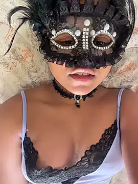 Bella Luna18 online show from February 19, 5:32 pm