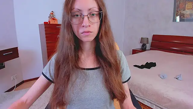 Pantyhose Mila online show from November 15, 8:13 pm