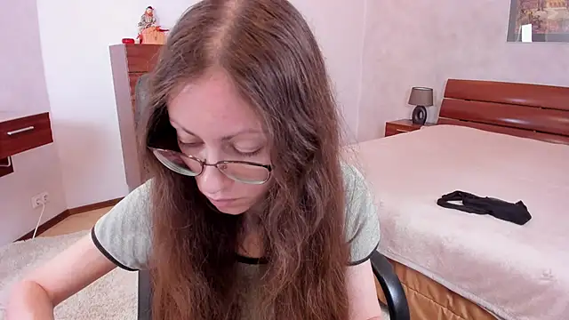 Snapshot of Pantyhose_Mila chatting on October 16, 7:11 pm Pantyhose Mila online show from October 16, 7:11 pm