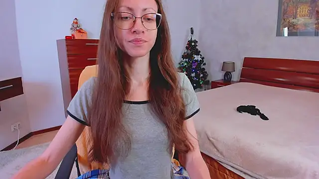 Pantyhose Mila online show from December 16, 8:02 pm