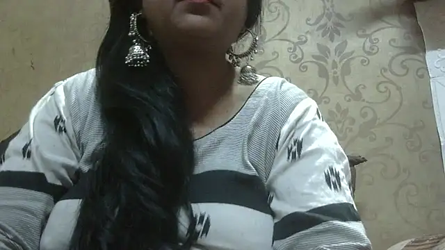 Snapshot of Tameesh_sexy_mistress chatting on October 8, 9:44 am Tameesh sexy mistress online show from October 8, 9:44 am