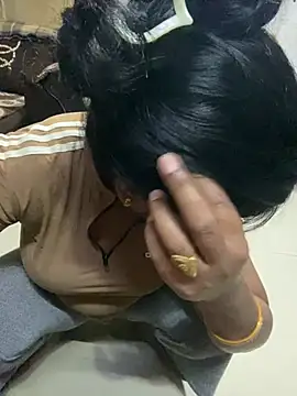 Tameesh sexy mistress online show from April 10, 3:02 am