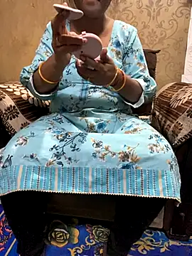 Snapshot of Tameesh_sexy_mistress chatting on November 21, 4:28 pm Tameesh sexy mistress online show from November 21, 4:28 pm