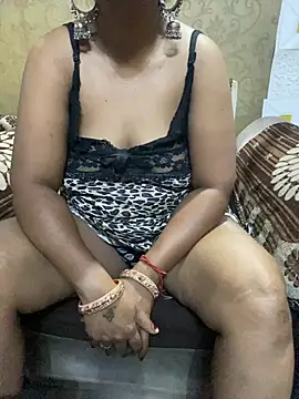Snapshot of Tameesh_sexy_mistress chatting on October 16, 5:27 am Tameesh sexy mistress online show from October 16, 5:27 am