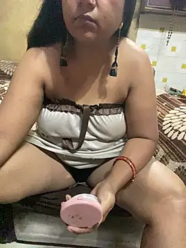 Tameesh sexy mistress online show from April 15, 4:55 pm