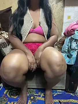 Snapshot of Tameesh_sexy_mistress chatting on December 2, 5:31 am Tameesh sexy mistress online show from December 2, 5:31 am