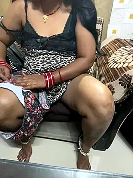 Snapshot of Tameesh_sexy_mistress chatting on October 28, 5:34 pm Tameesh sexy mistress online show from October 28, 5:34 pm