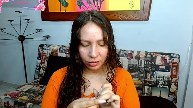 naihroby online show from October 2, 1:09 am