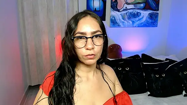 naihroby online show from April 12, 8:06 am