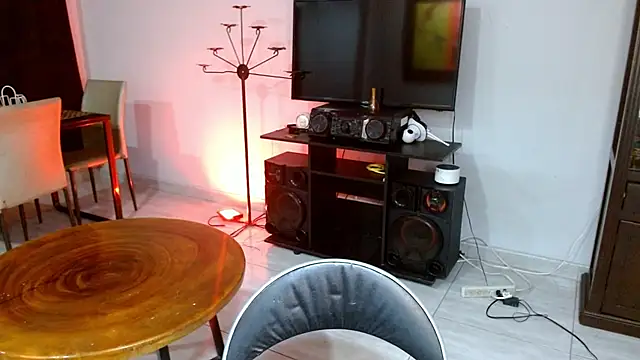 naihroby online show from September 23, 3:24 am