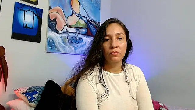 Snapshot of naihroby chatting on February 16, 4:55 am naihroby online show from February 16, 4:55 am