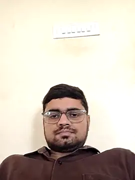 Ishan003 online show from April 18, 6:05 am