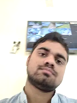 Ishan003 online show from May 5, 5:43 am