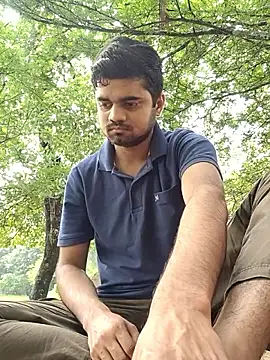 Snapshot of Ishan003 chatting on July 2, 3:18 am Ishan003 online show from July 2, 3:18 am